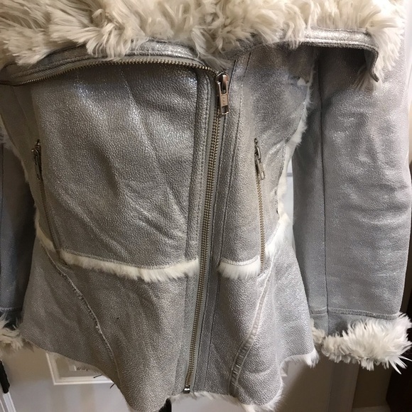 🧥INC Silver Fur Jacket - Picture 9 of 11